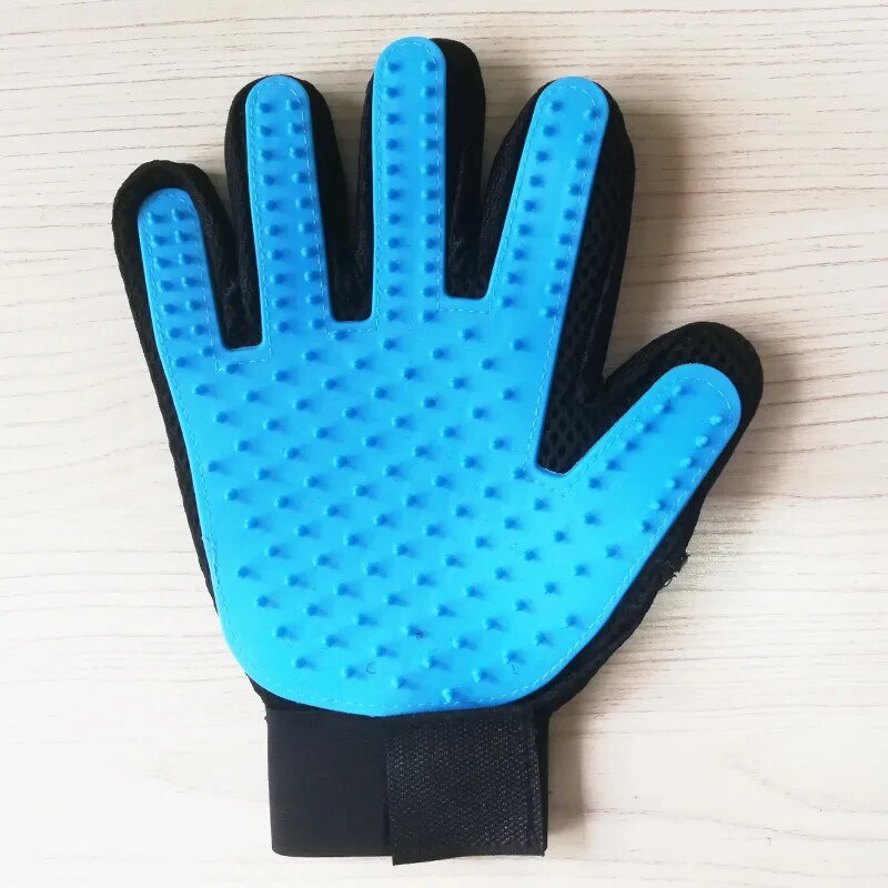 GroomGlove for Dog&Cats - MultiXLGroomGlove for Dog&CatsMultiXLMultiXL1118LightBlue RightGroomGlove for Dog&Cats - MultiXL